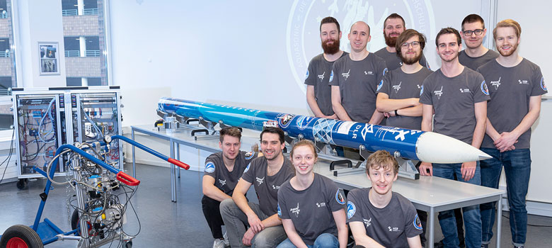 Weather rocket and the team from the Institute for Aerospace Technology at the University of Bremen